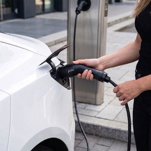 54934 • Elektromos autó töltőkábel táskával - Type2-Type2 - 5 m - max. 11 kW - nyilvános töltőkhöz